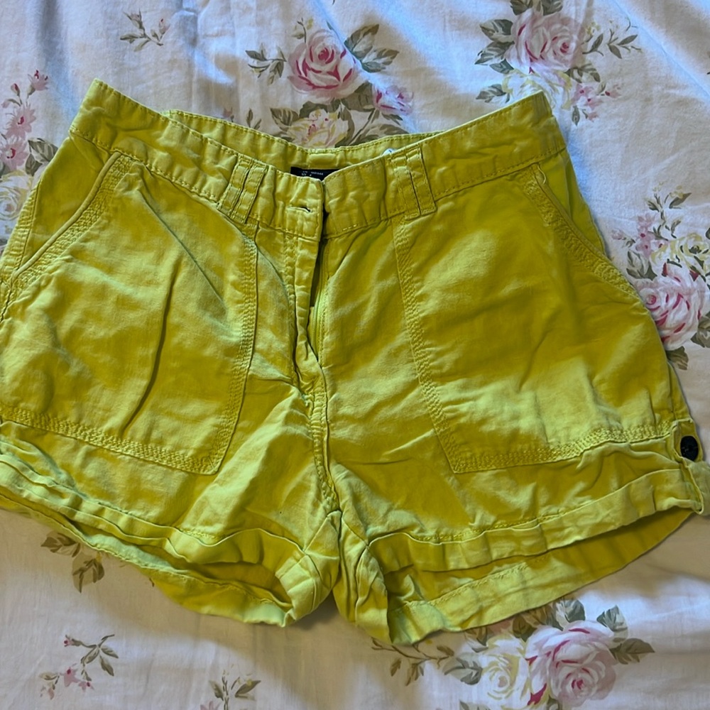 Perfect for summer short.